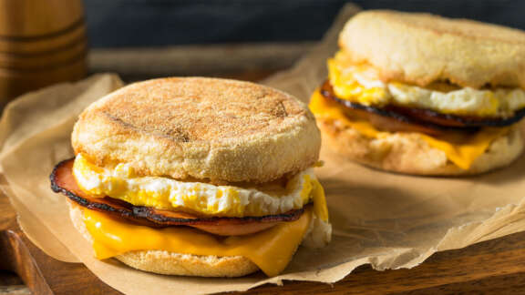 Breakfast sandwich