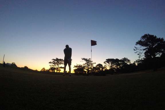 Sunset golf